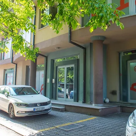 Enjoy Free Private Parking